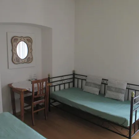 基罗住宿加早餐旅馆 Cedrasco